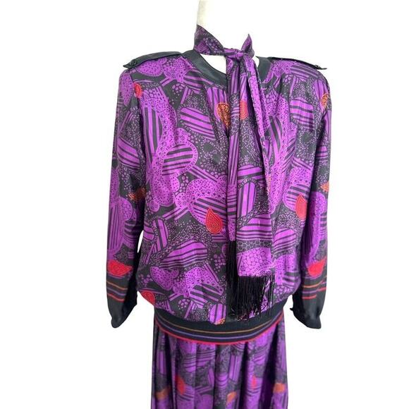 Andrea Gayle VINTAGE 80s Abstract Purple Black Midi Pleated Skirt Blouse Size 14 - Picture 2 of 16